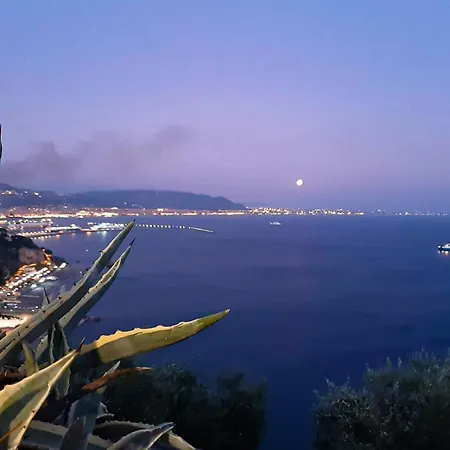 بيت للعطل Casa Nettuno *