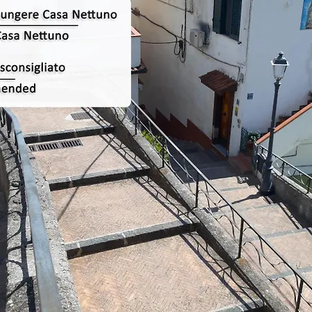 Casa Nettuno Holiday home *
