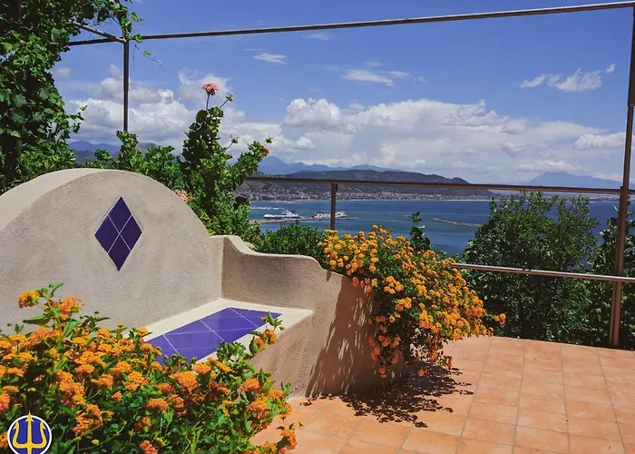Casa Nettuno بيت للعطل Vietri