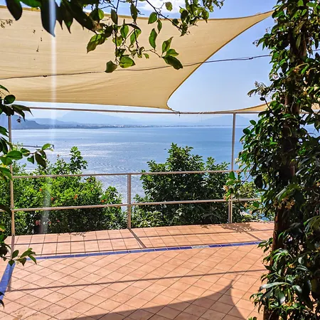 Holiday home Casa Nettuno